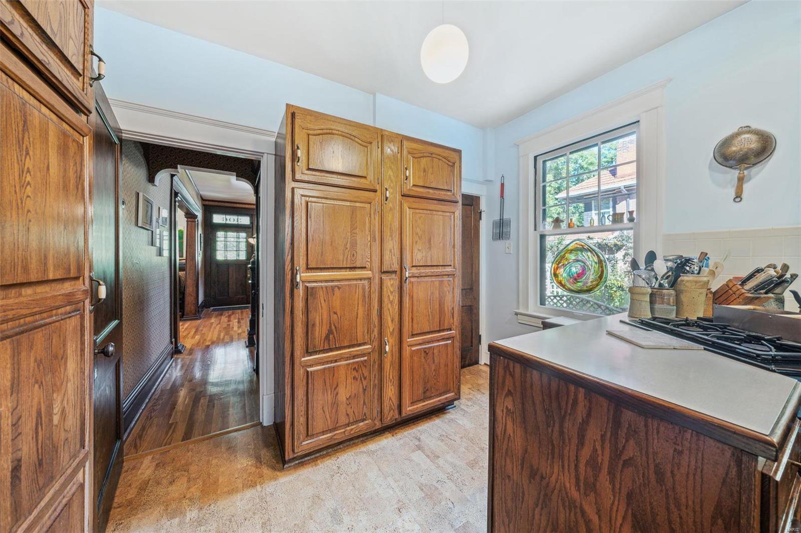 306 Sylvester Avenue