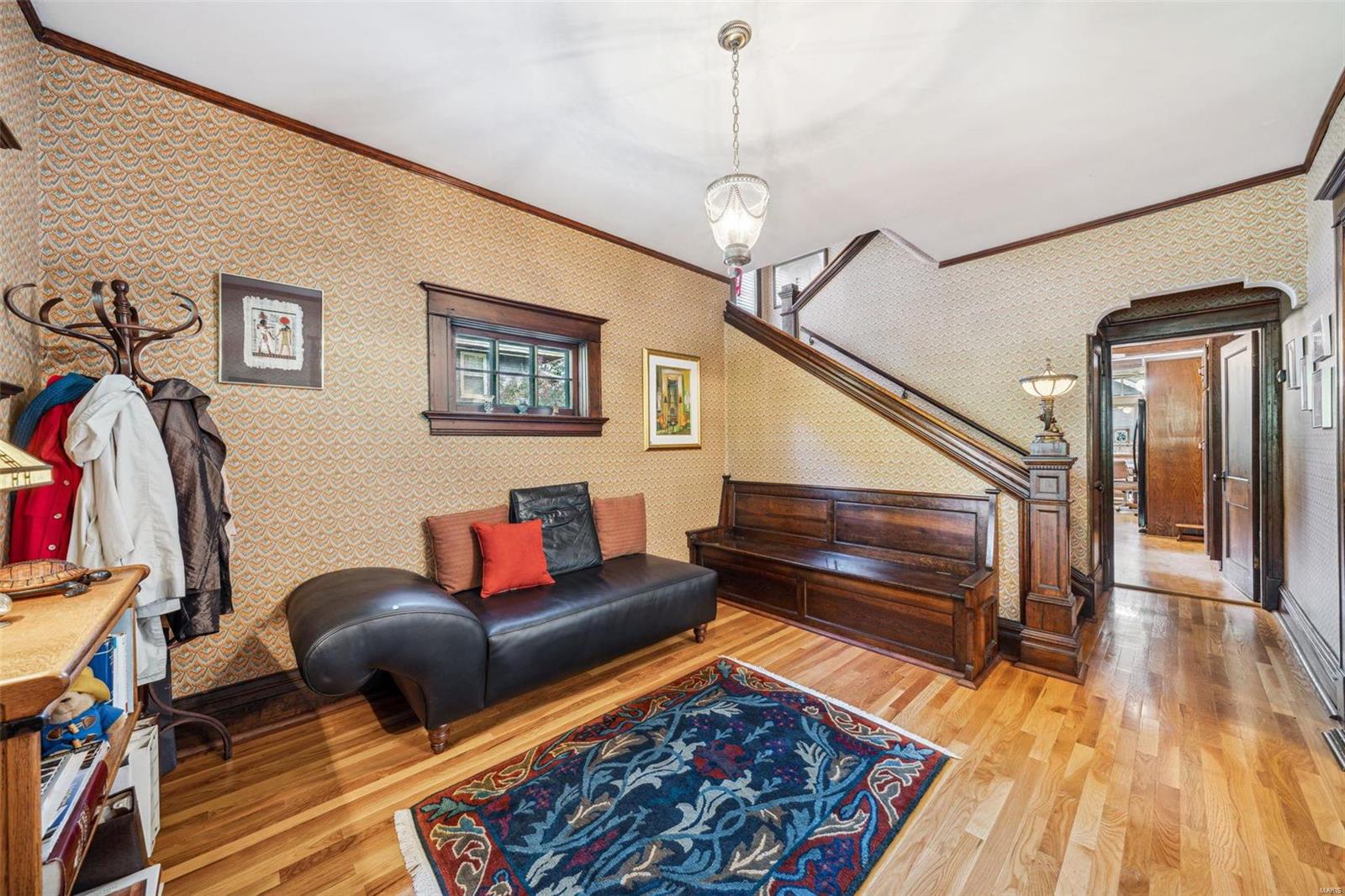 306 Sylvester Avenue