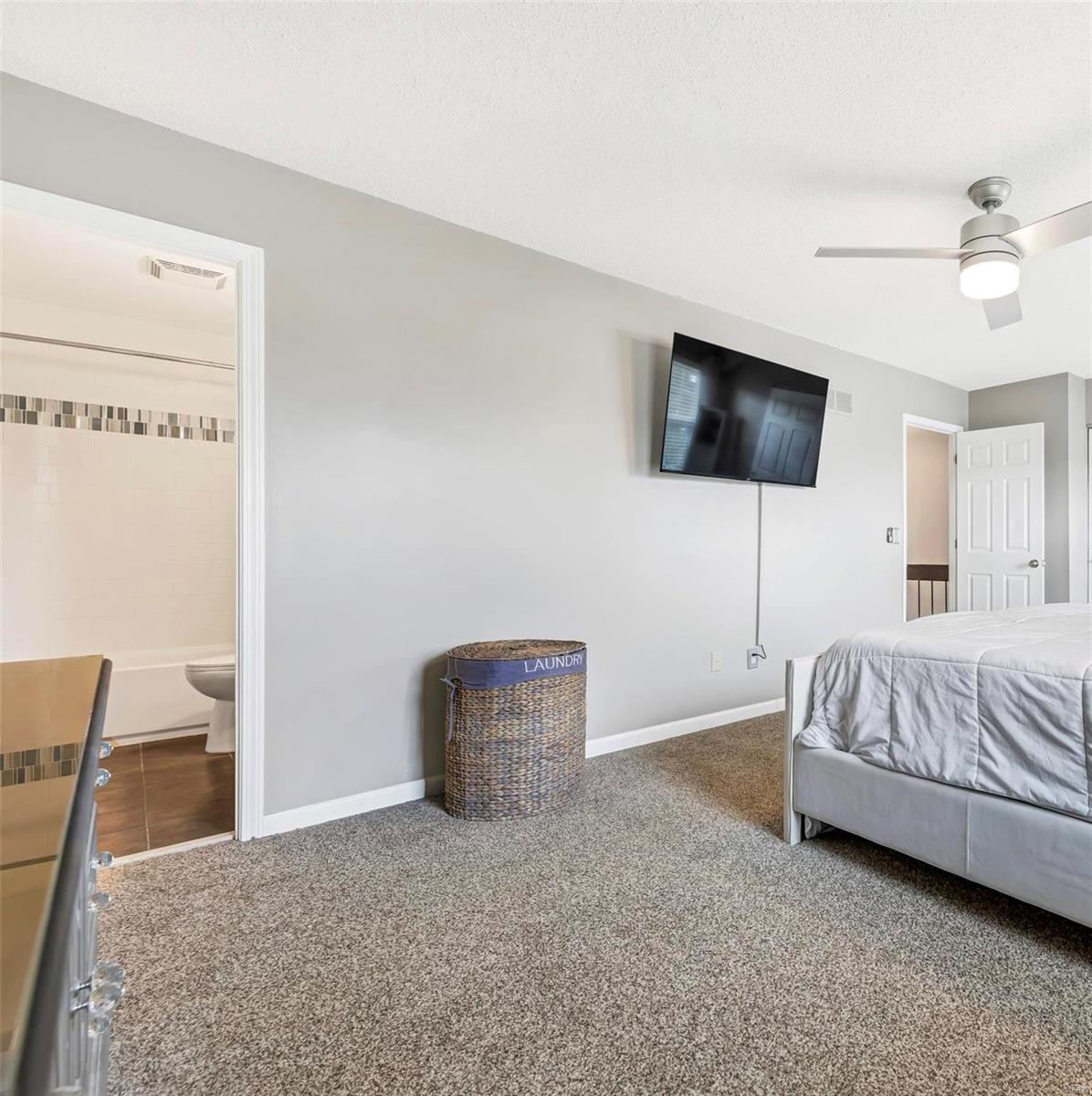 323 Devonshire Court