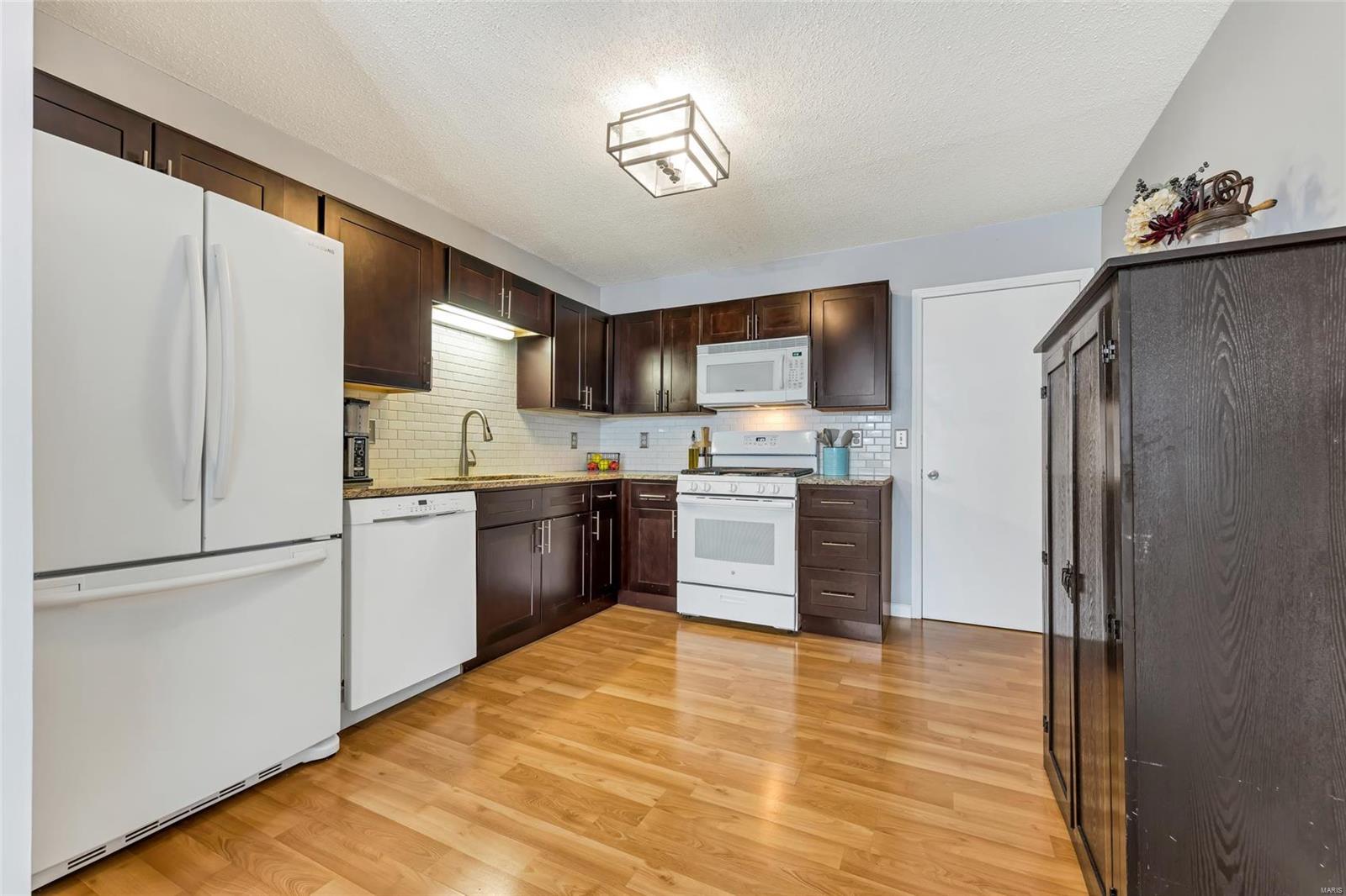 323 Devonshire Court