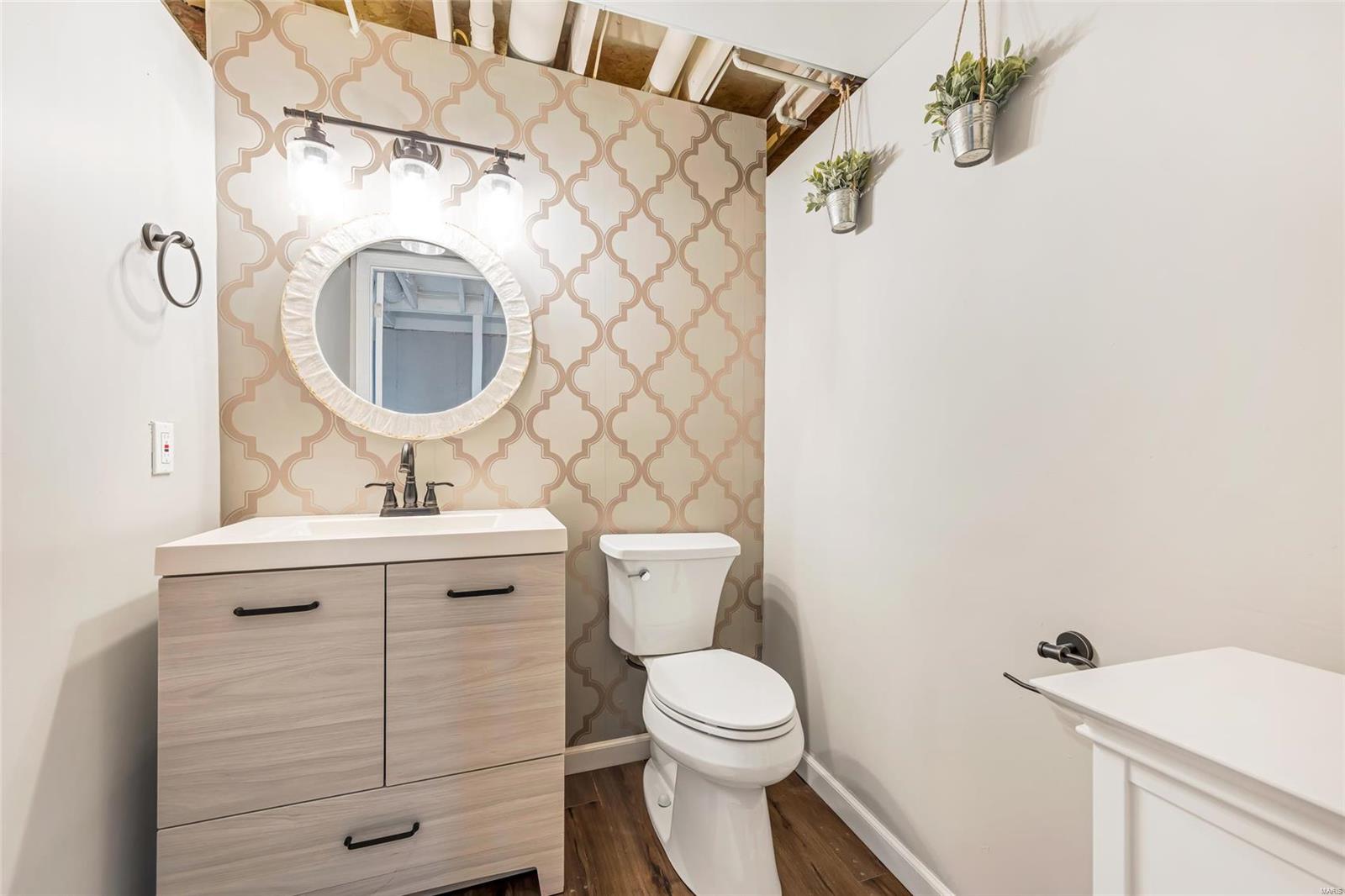 323 Devonshire Court