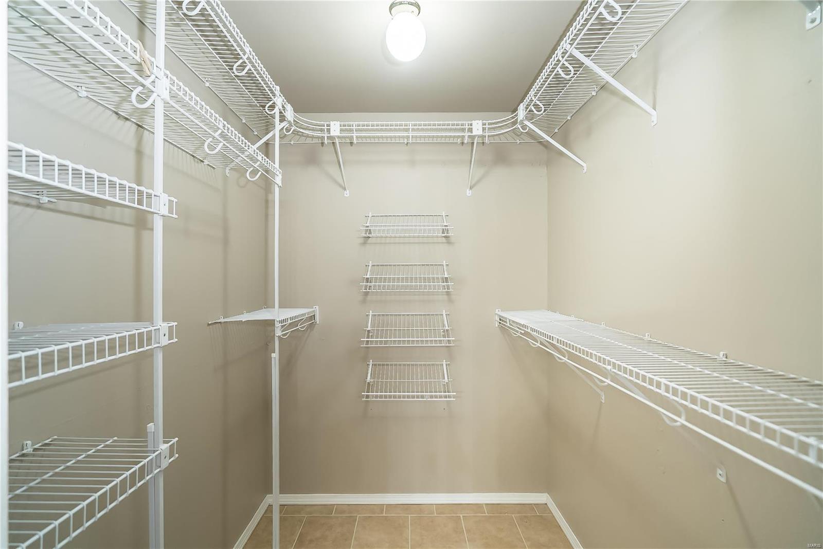 801 Kipling Way Unit: f