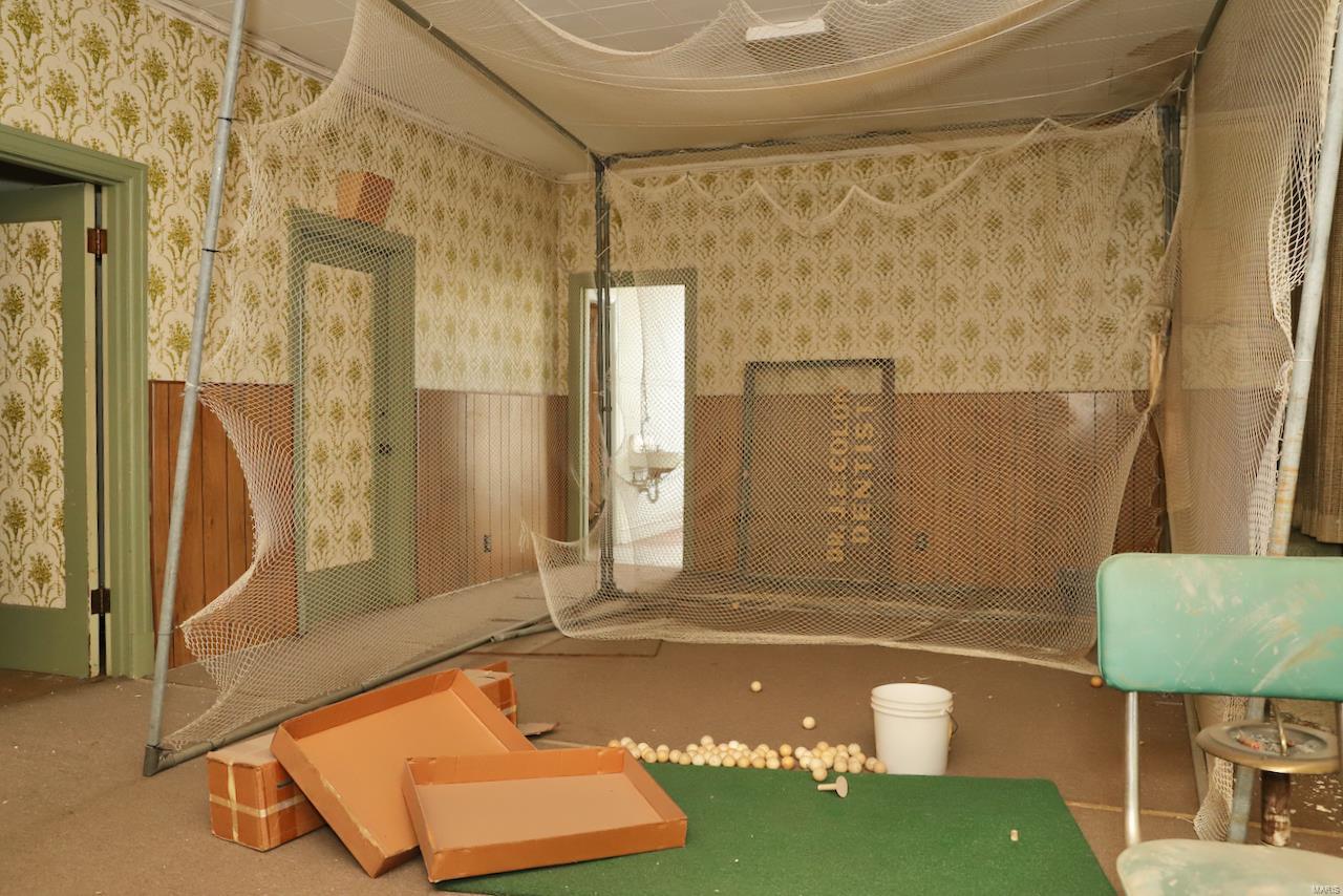 5530 Virginia Avenue