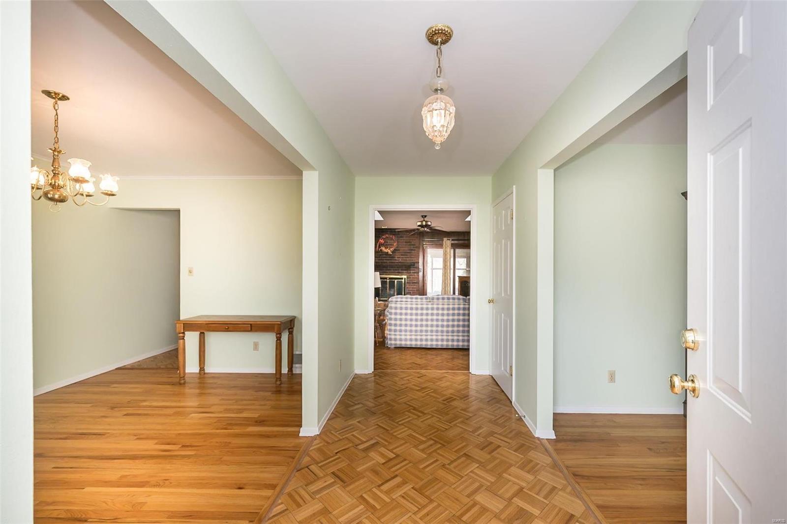 9047 Grant Farm Trail