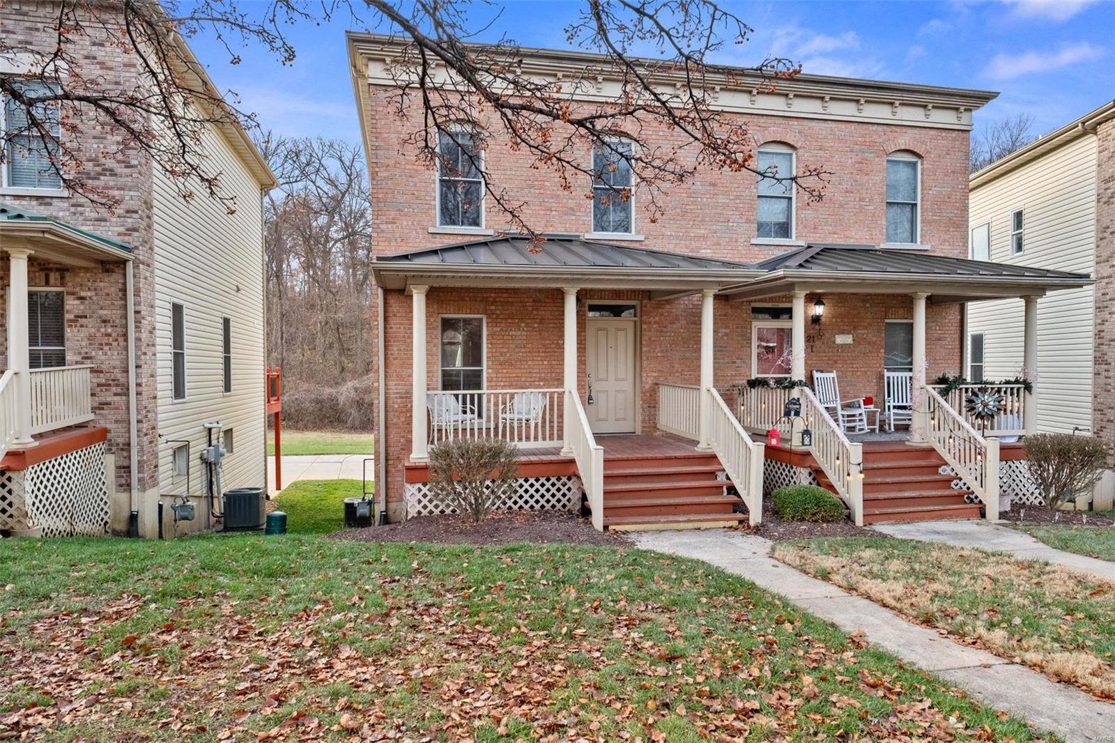 21 Marie Drive Unit: 2