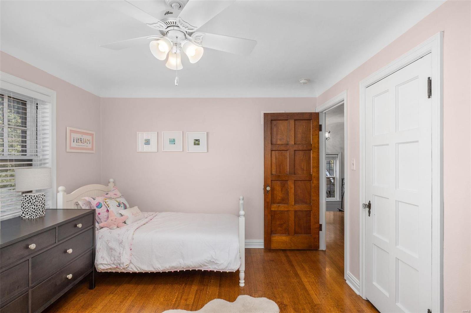 7129 Stanford Avenue