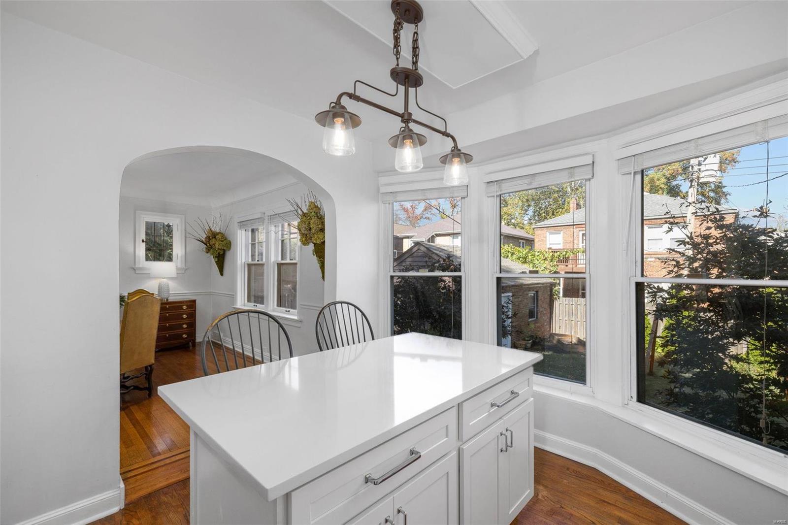 7129 Stanford Avenue