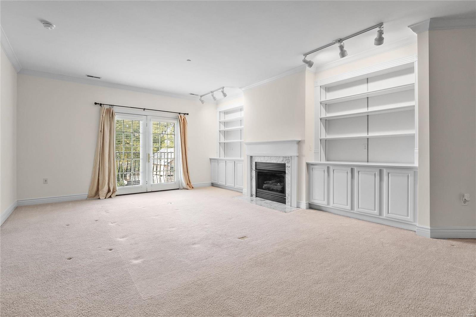 11299 Manchester Road Unit: 7