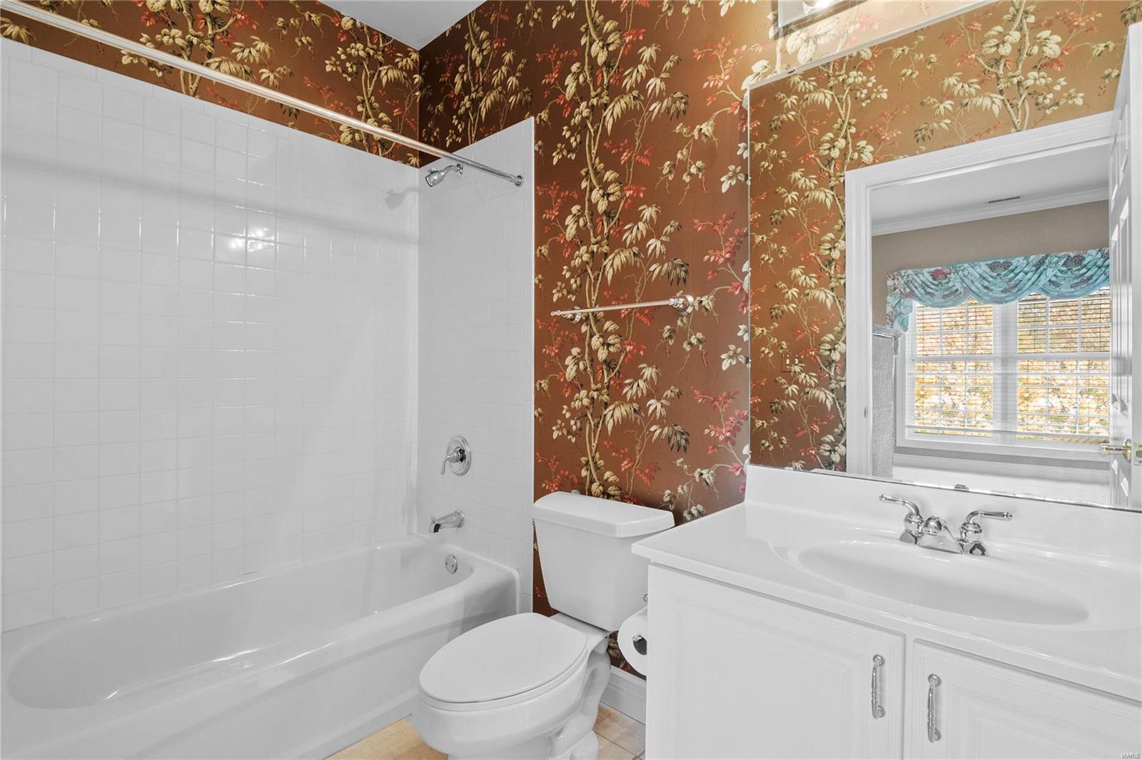 11299 Manchester Road Unit: 7