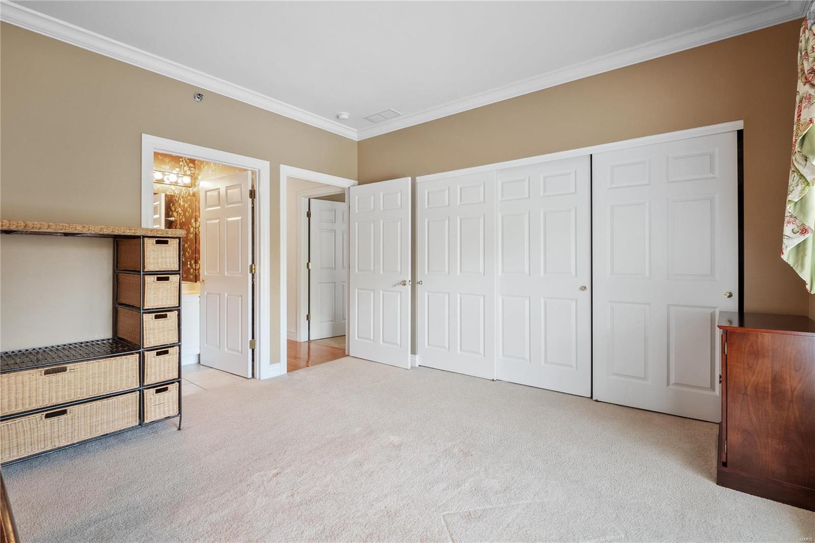 11299 Manchester Road Unit: 7