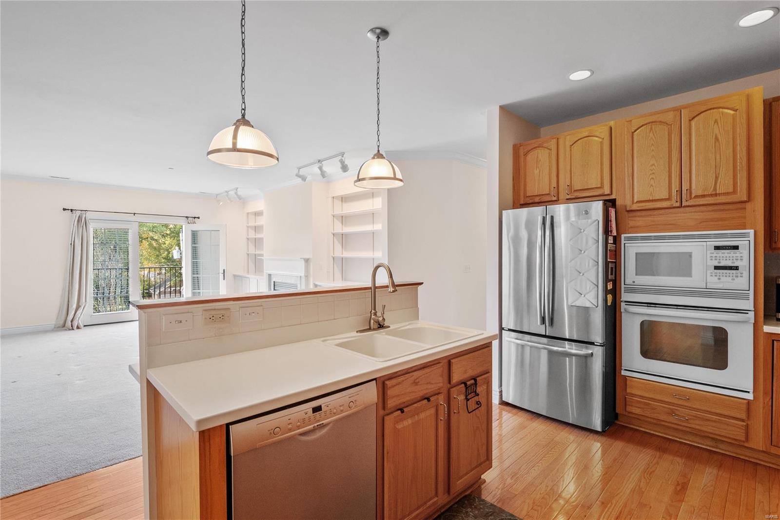 11299 Manchester Road Unit: 7