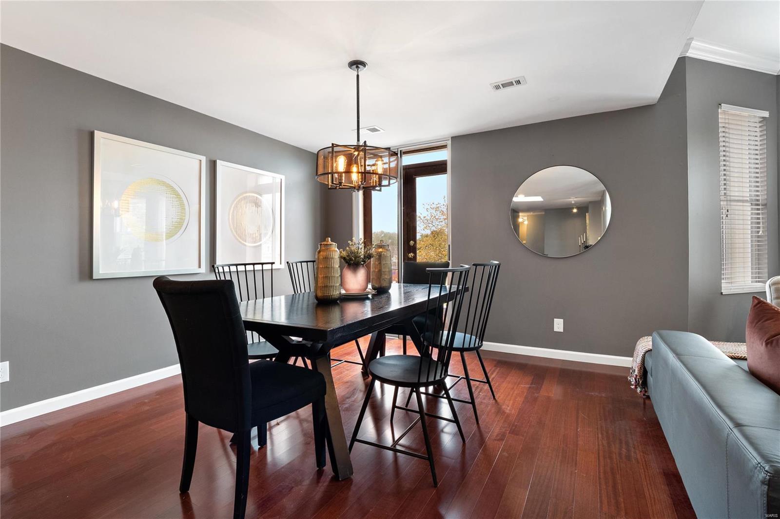 4256 Lindell Boulevard Unit: C