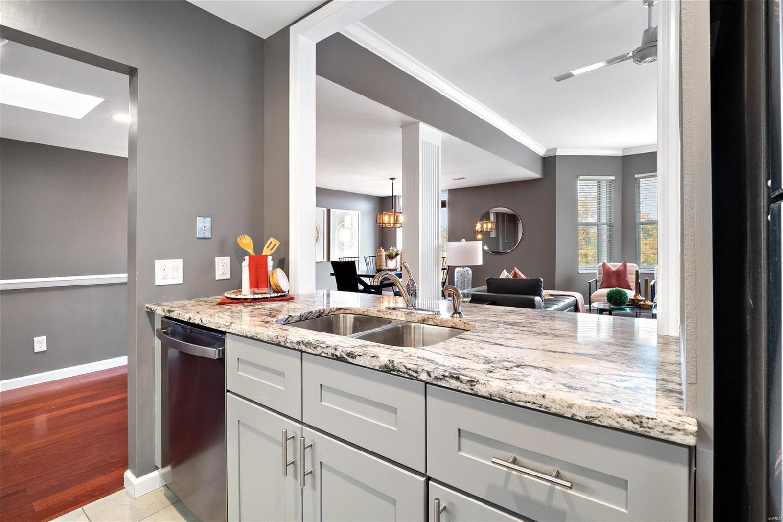 4256 Lindell Boulevard Unit: C