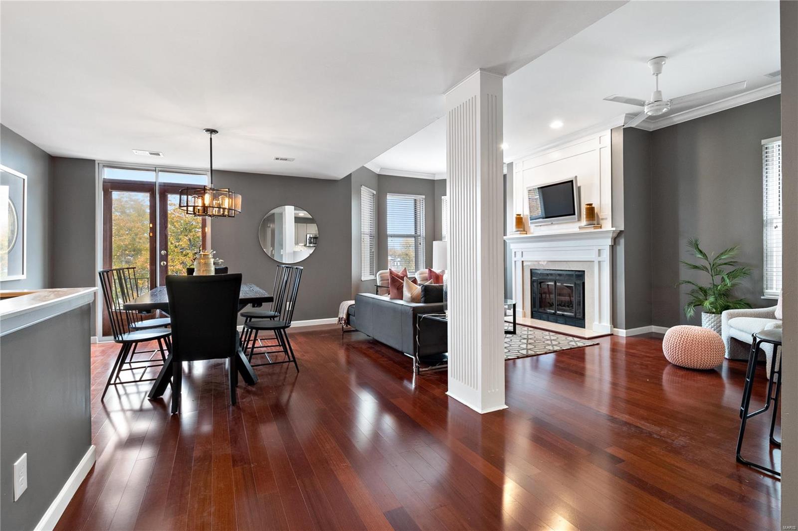 4256 Lindell Boulevard Unit: C