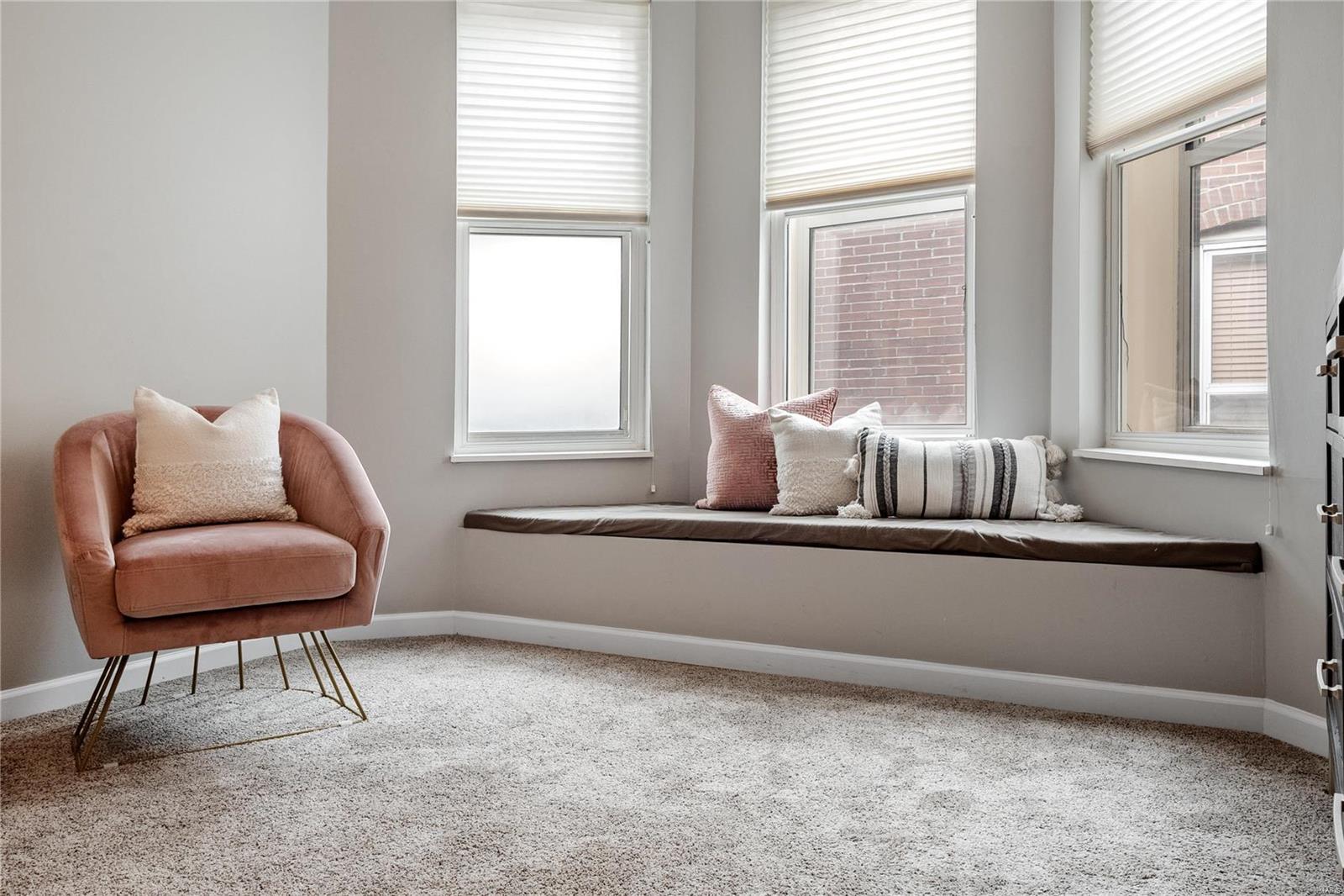 4256 Lindell Boulevard Unit: C