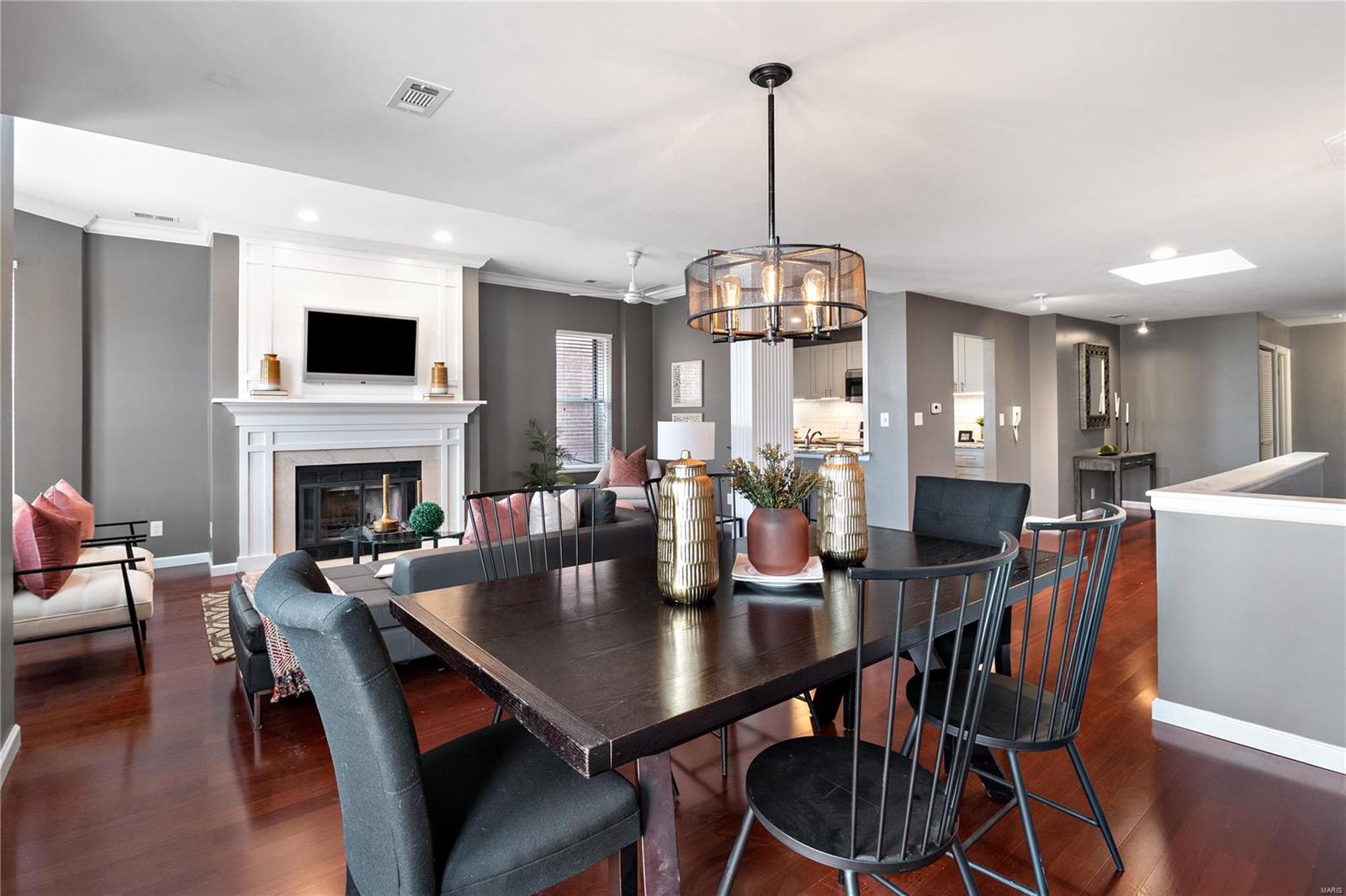 4256 Lindell Boulevard Unit: C