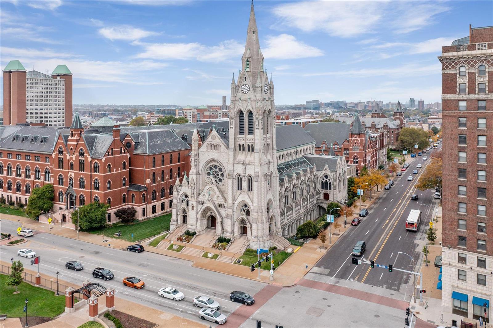 4256 Lindell Boulevard Unit: C