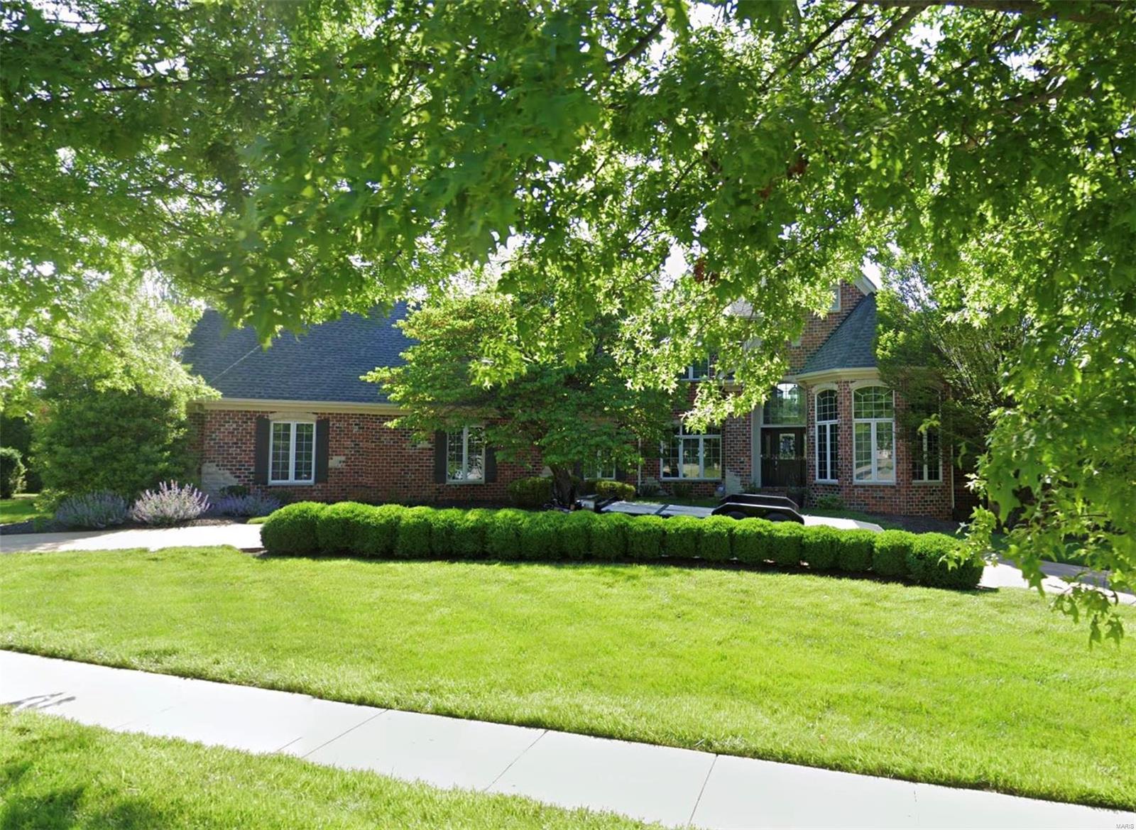 1154 Greystone Manor Parkway