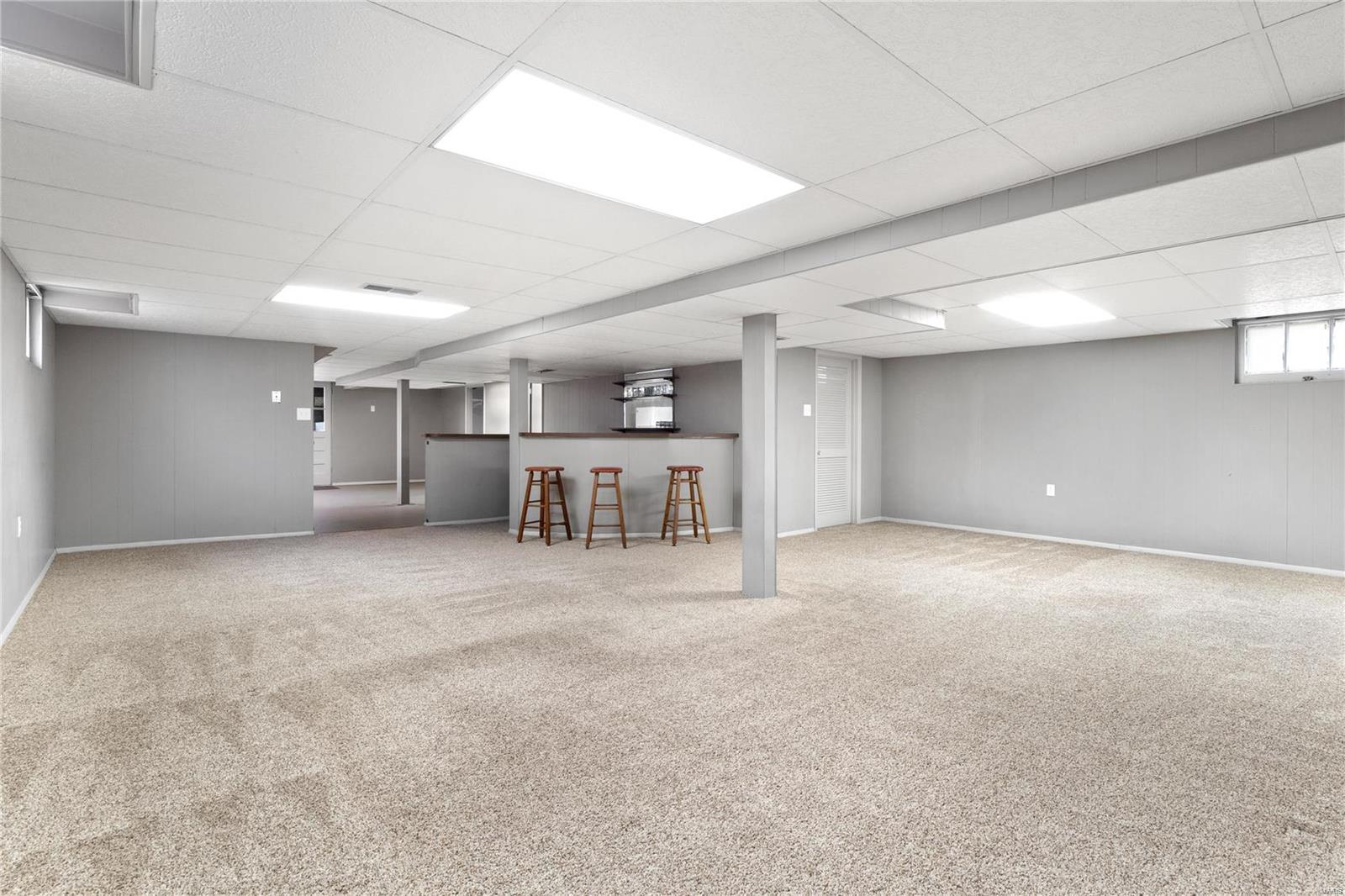 5825 Sutherland Avenue