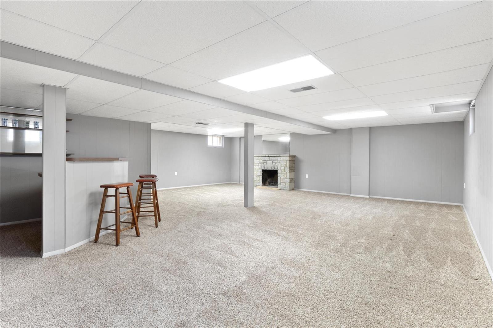 5825 Sutherland Avenue