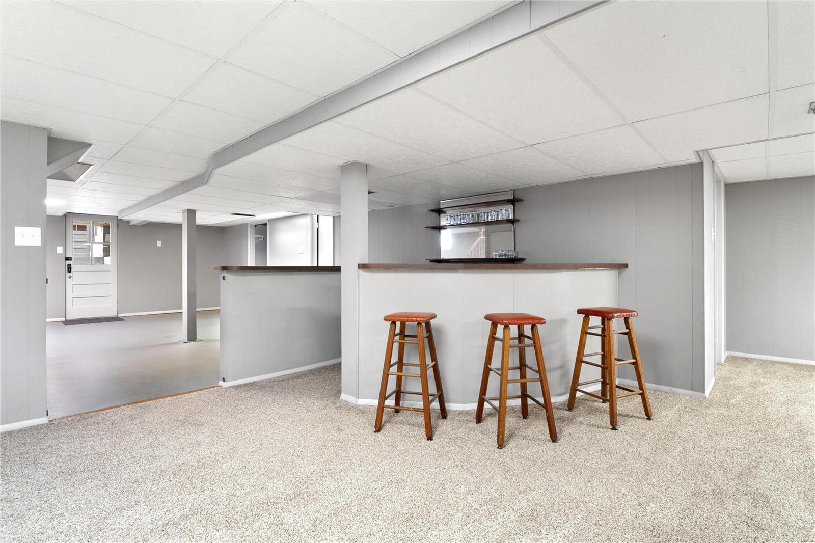 5825 Sutherland Avenue