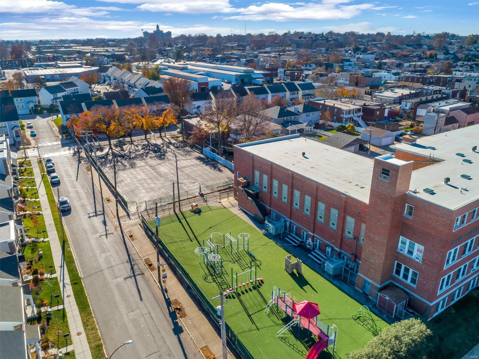 5112 Bischoff Avenue