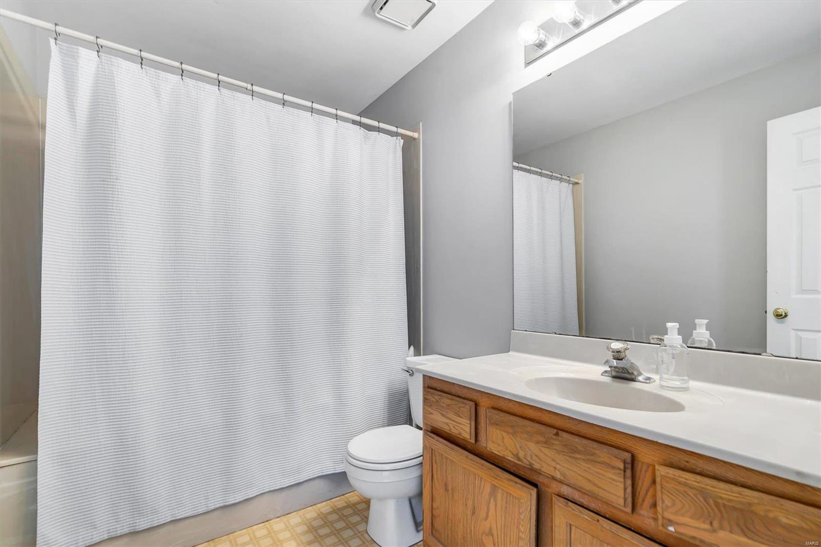 5112 Bischoff Avenue