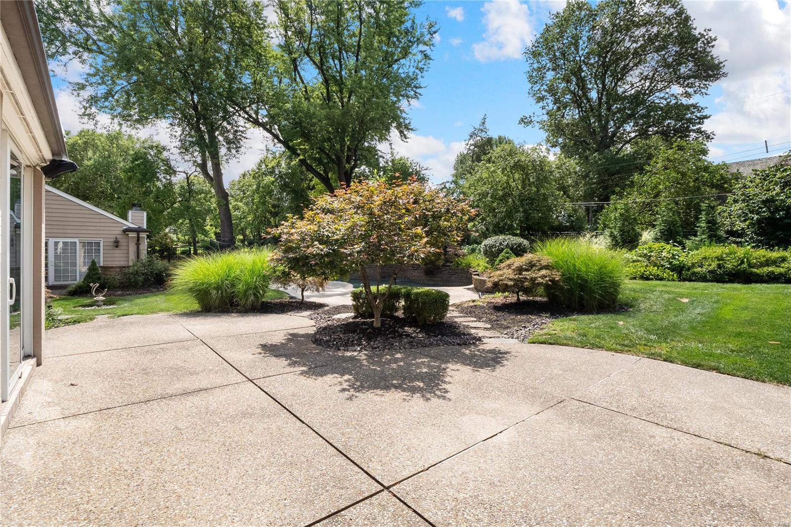 10 Lindworth Drive