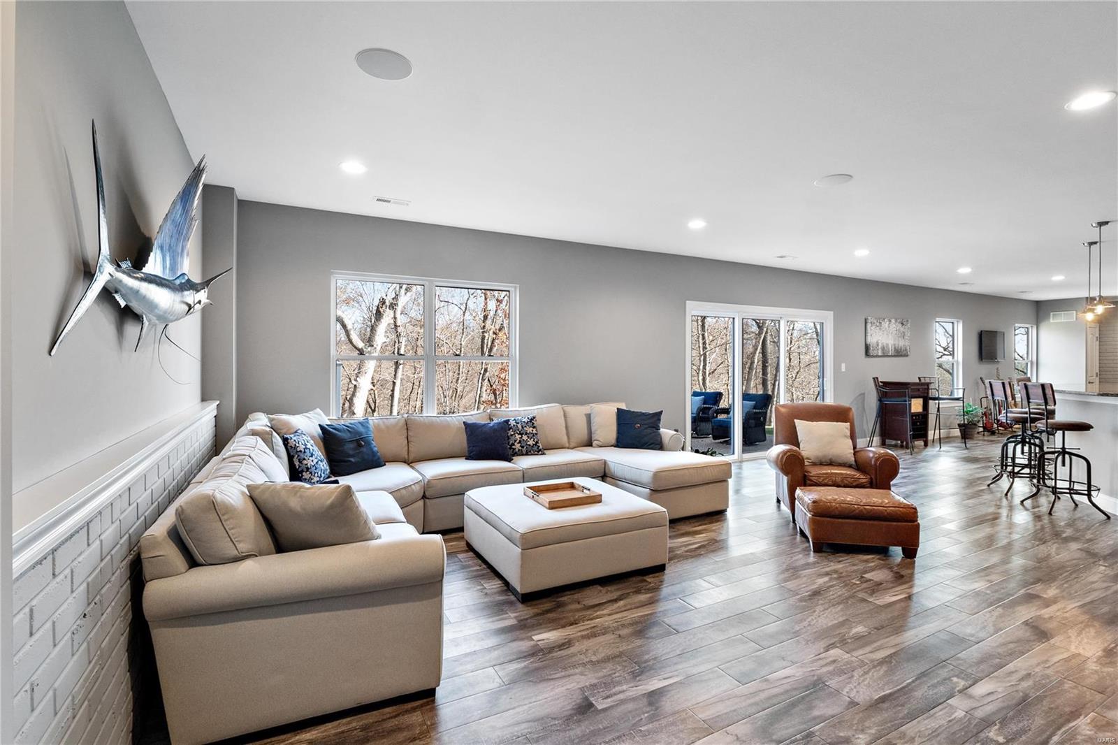 6125 Knights Table Court