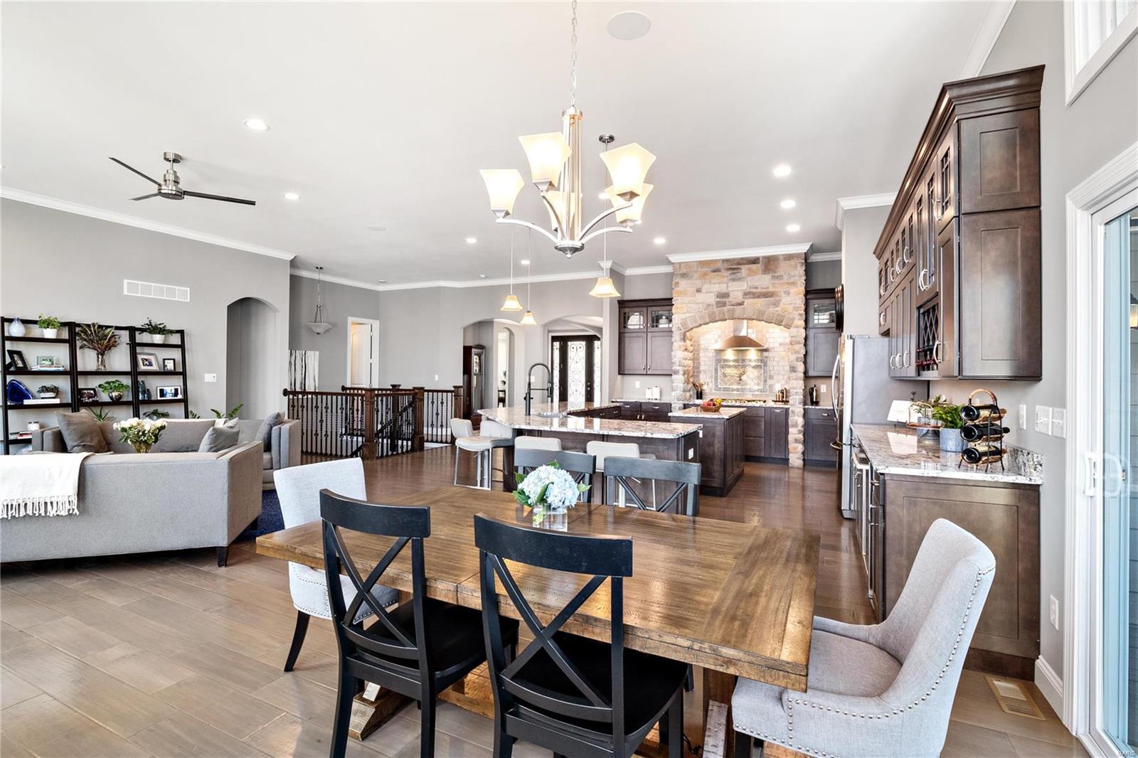 6125 Knights Table Court