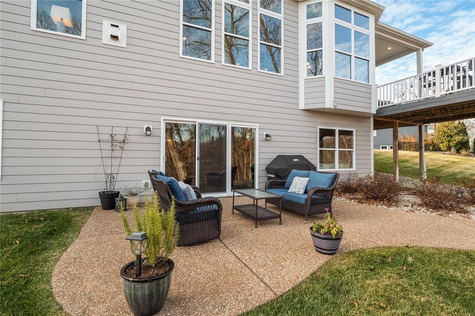 6125 Knights Table Court