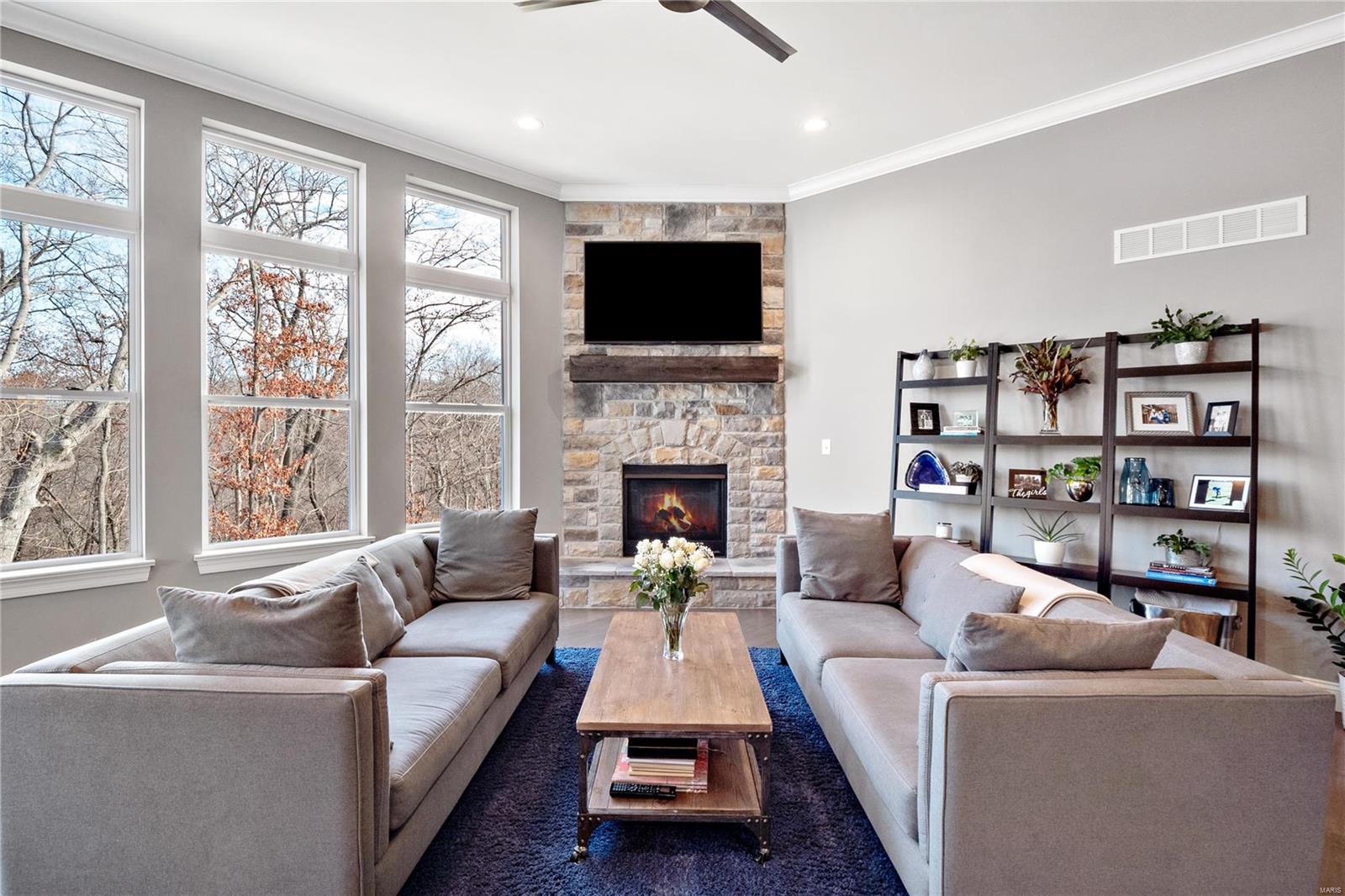 6125 Knights Table Court