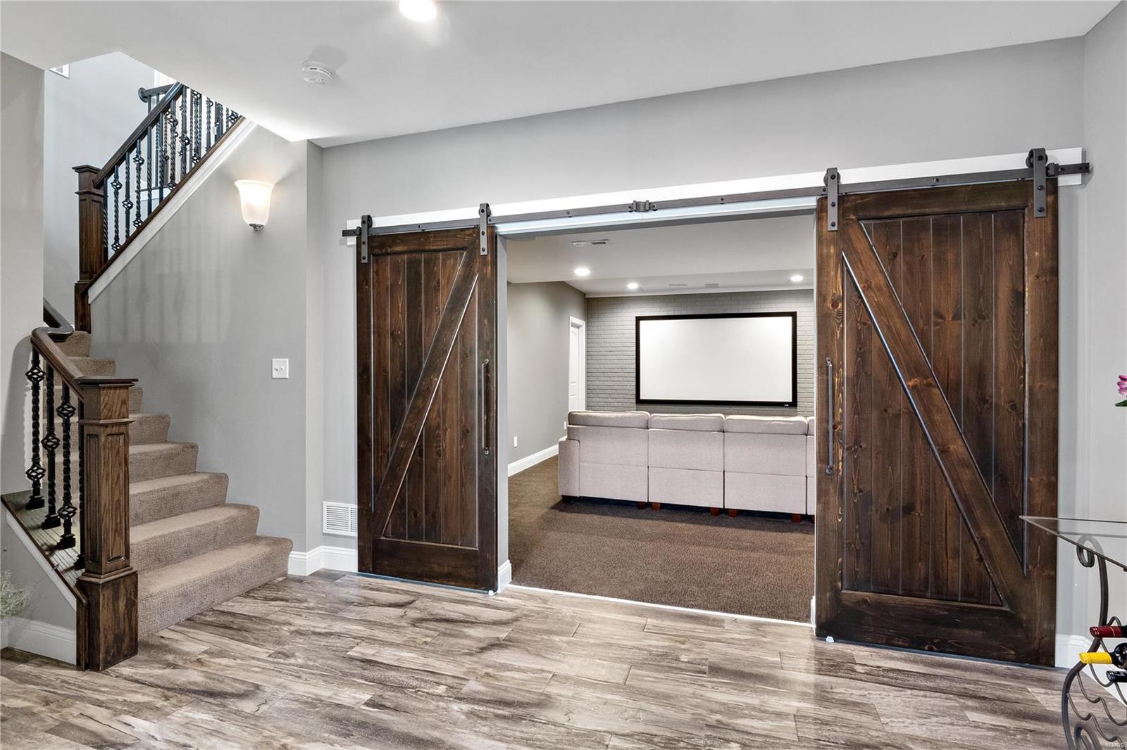 6125 Knights Table Court