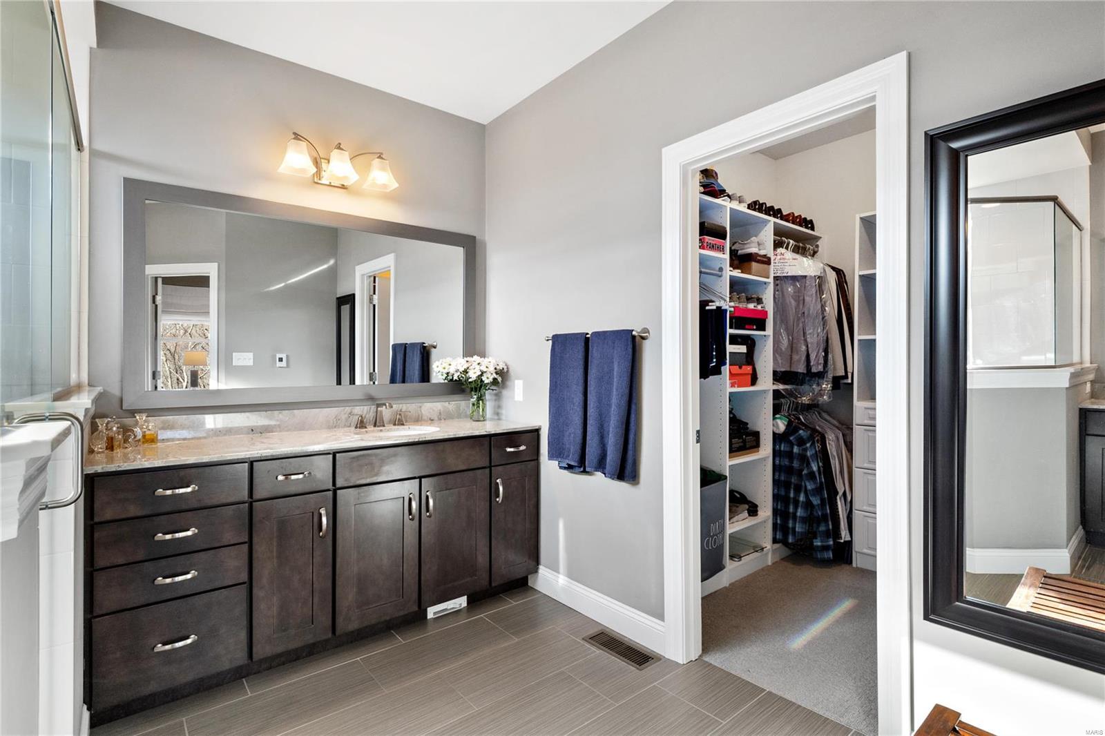 6125 Knights Table Court