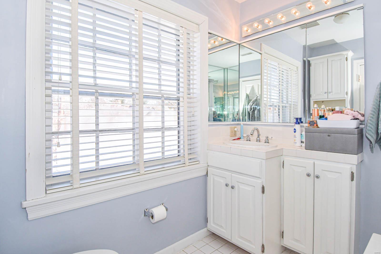 7920 Teasdale Avenue