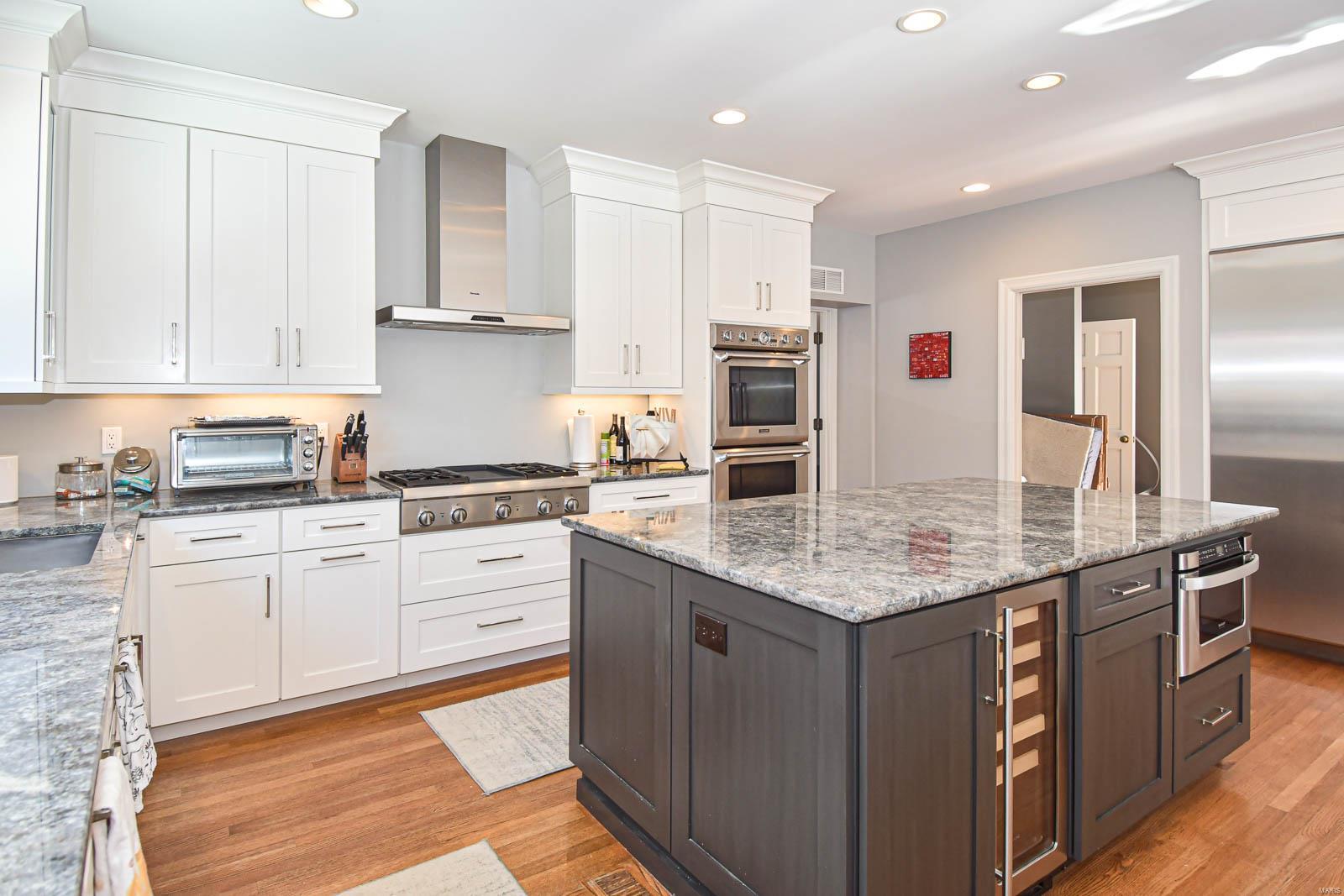 7920 Teasdale Avenue