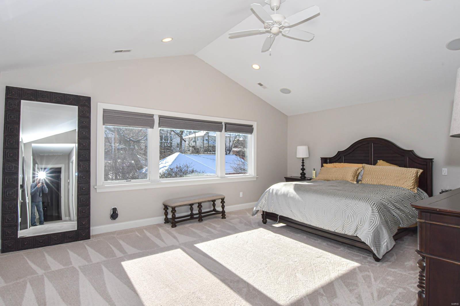 7920 Teasdale Avenue