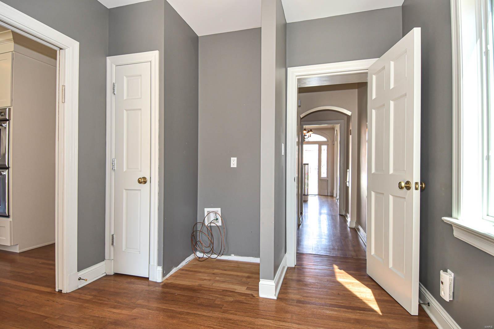 7920 Teasdale Avenue