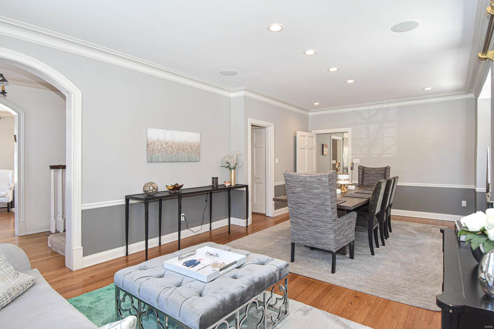 7920 Teasdale Avenue