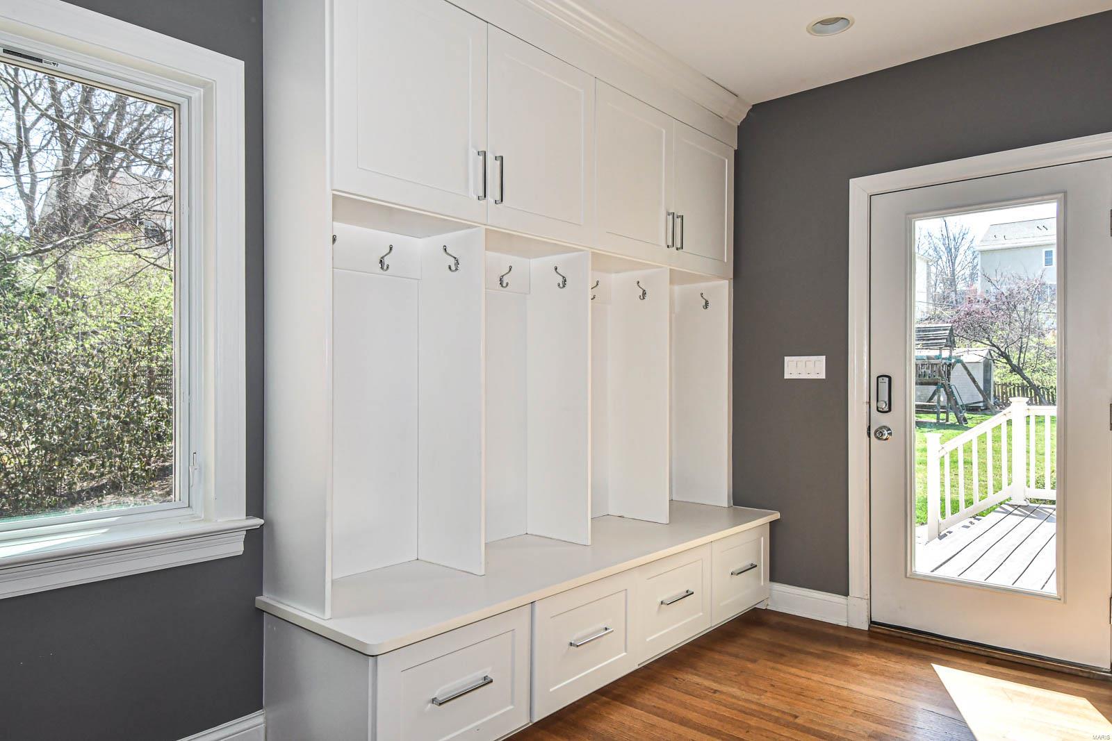 7920 Teasdale Avenue