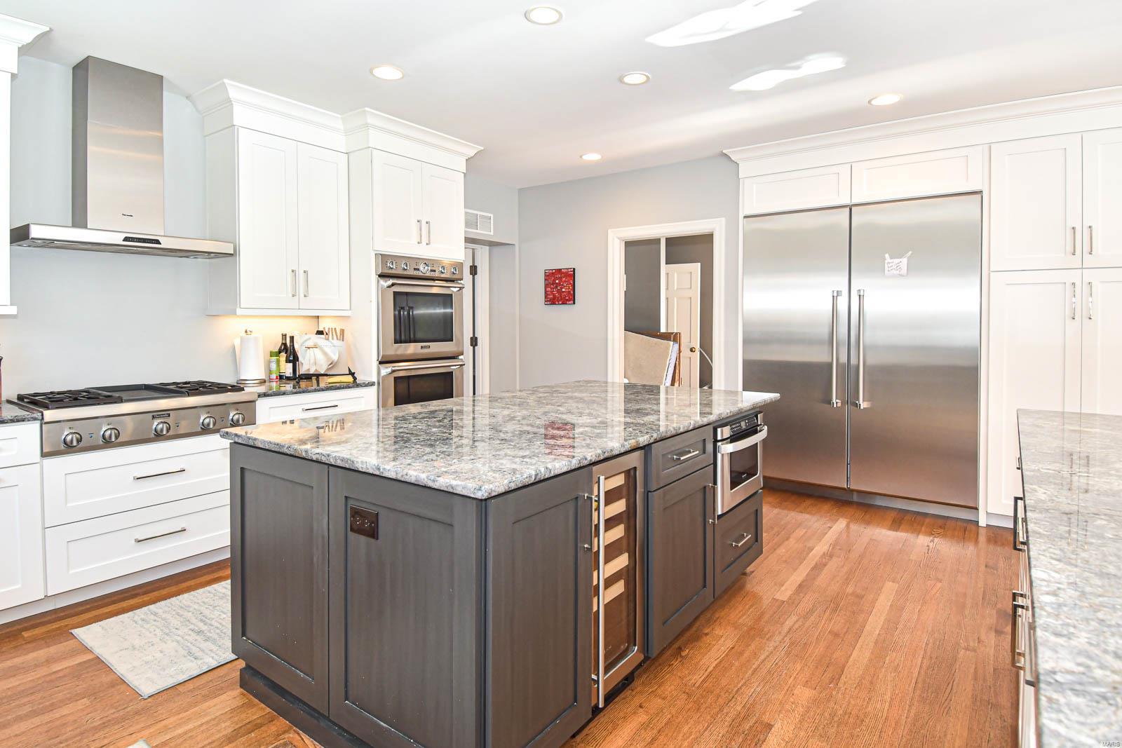 7920 Teasdale Avenue