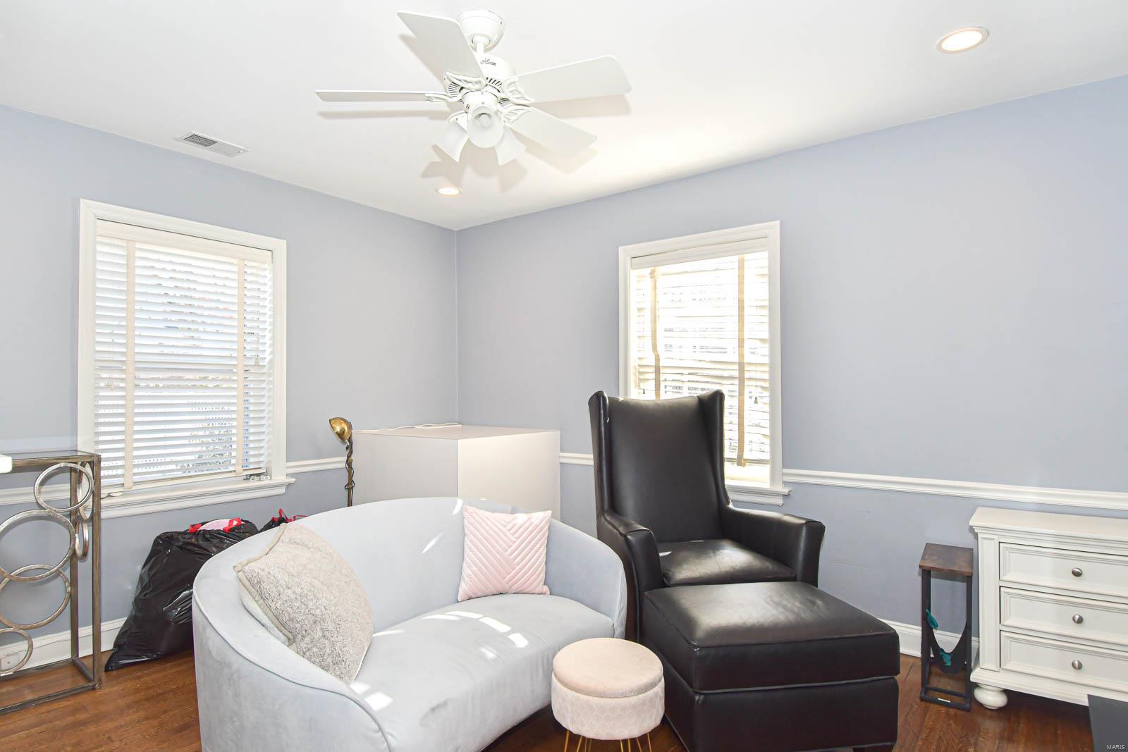 7920 Teasdale Avenue