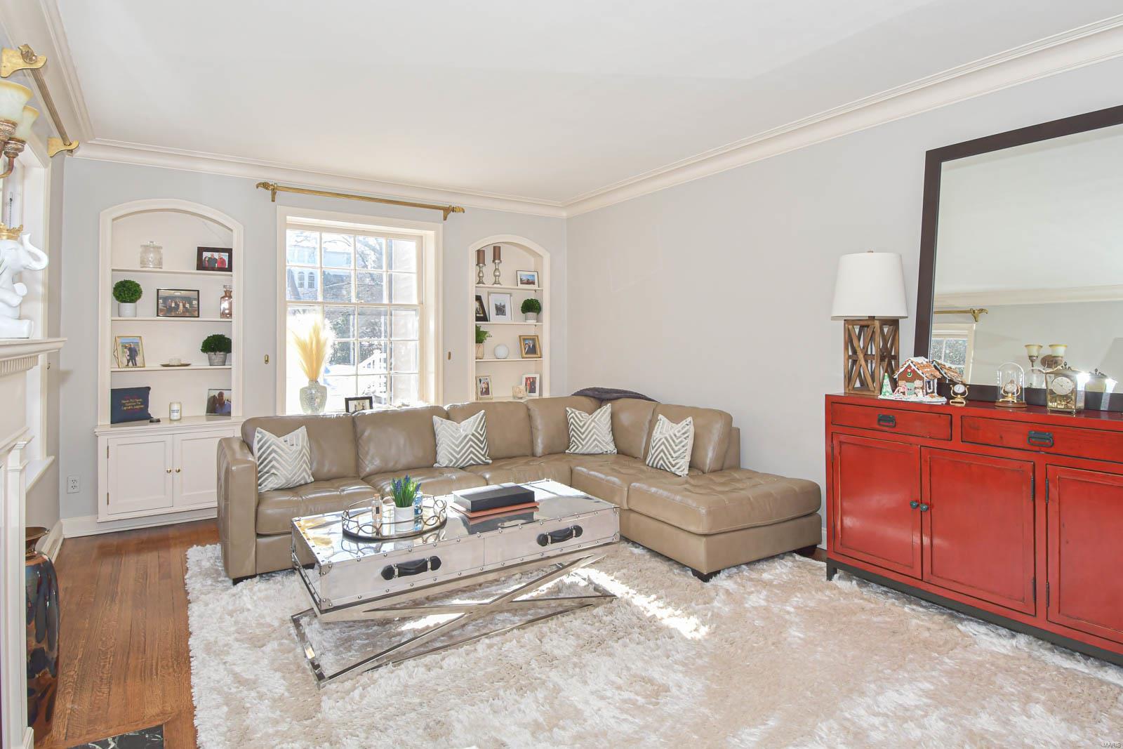 7920 Teasdale Avenue