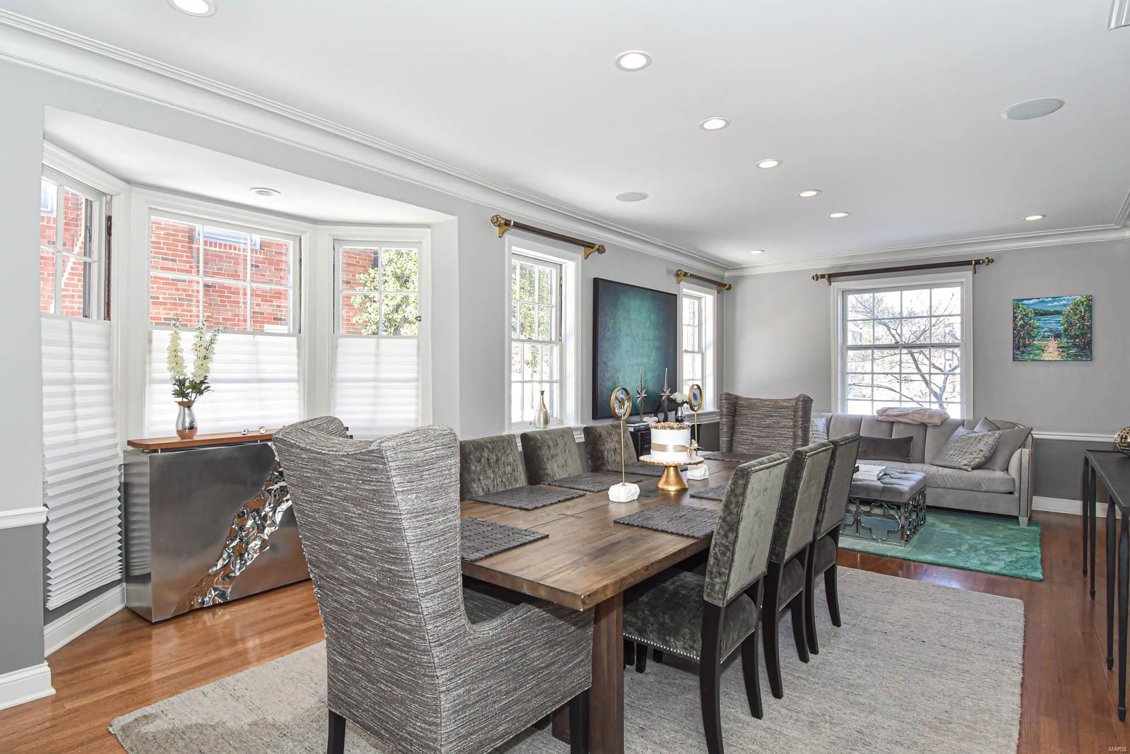 7920 Teasdale Avenue