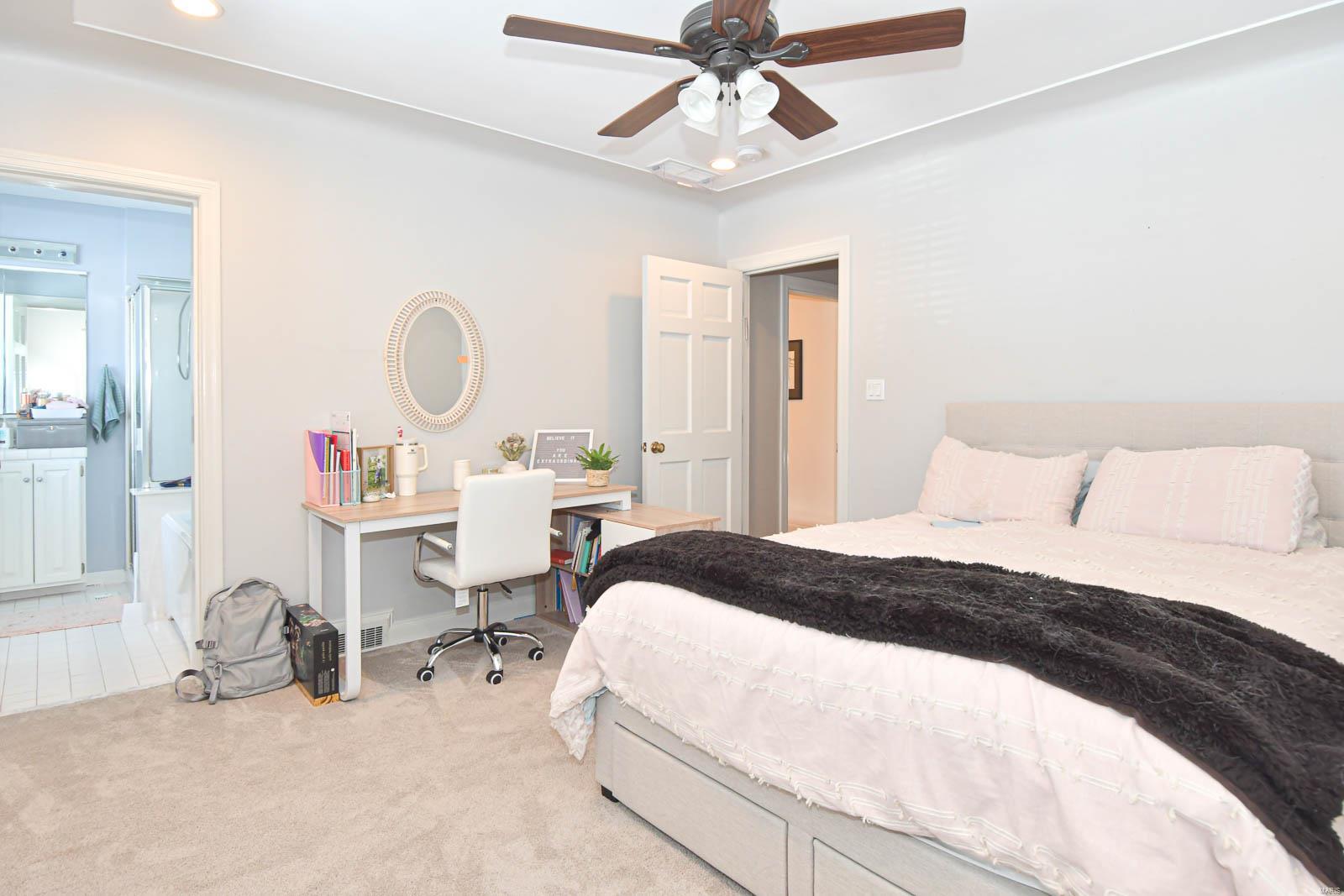 7920 Teasdale Avenue