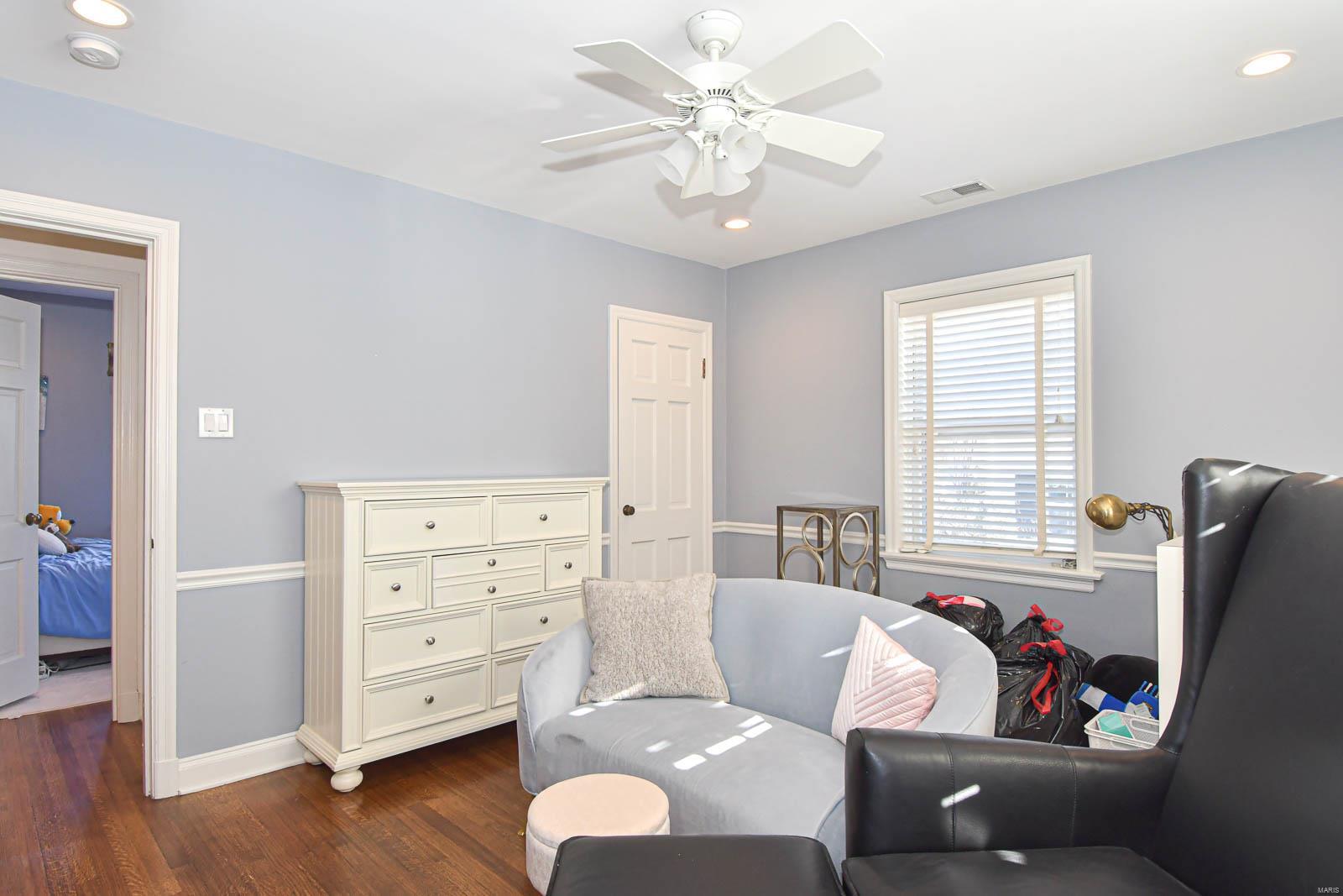 7920 Teasdale Avenue