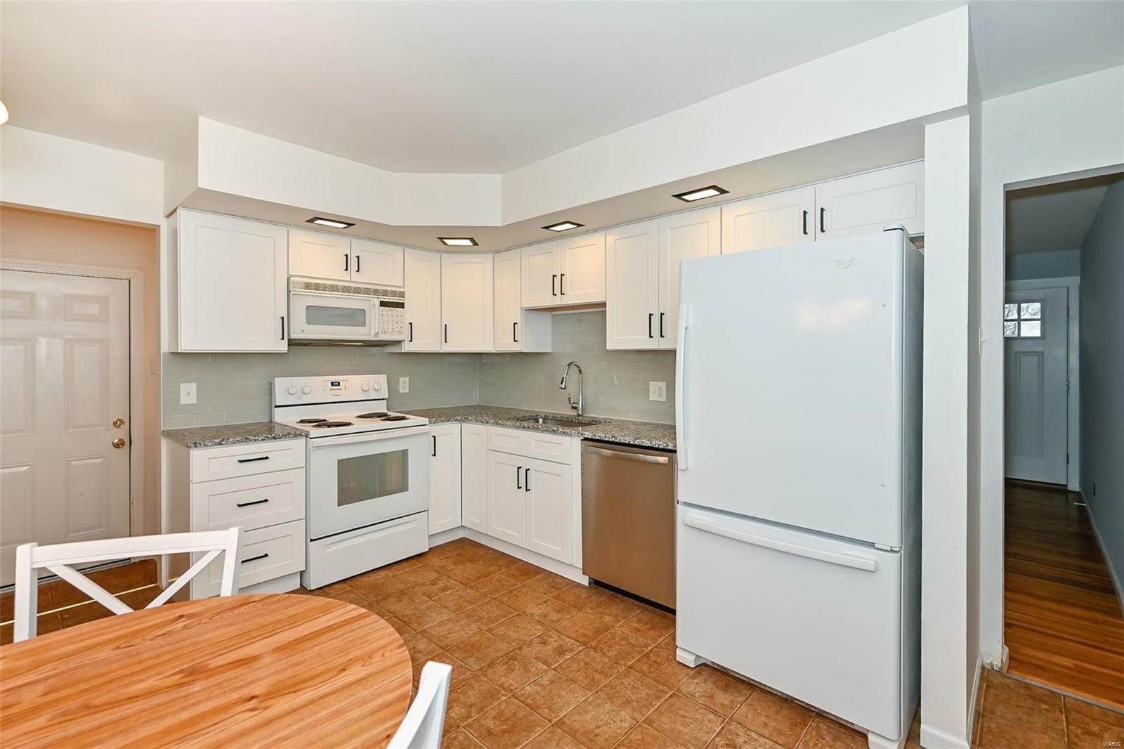 2425 Charwood Street