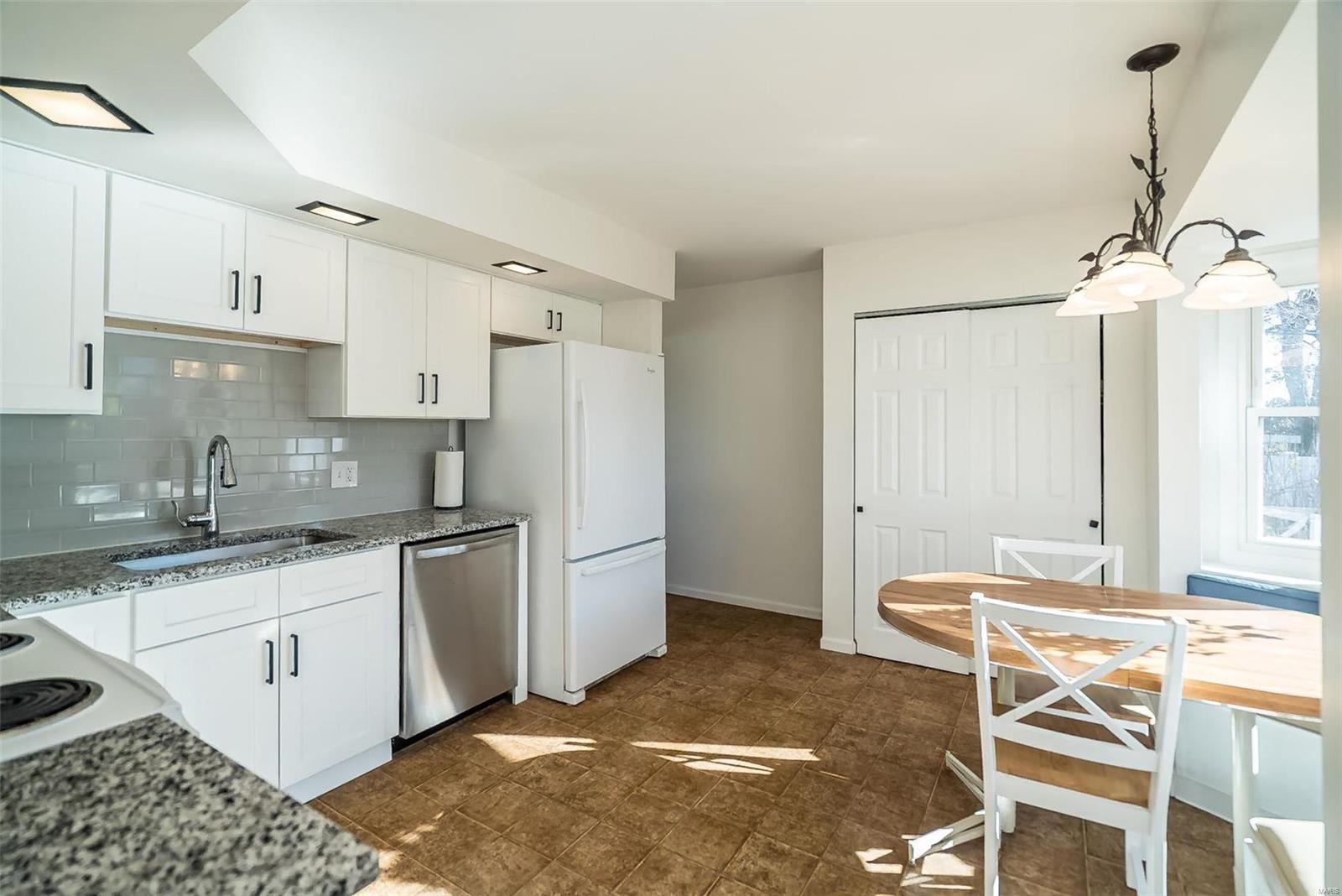 2425 Charwood Street