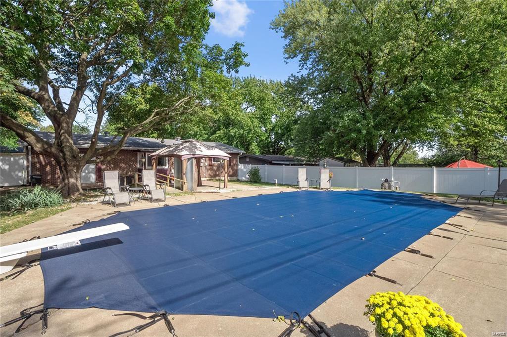 2425 Charwood Street