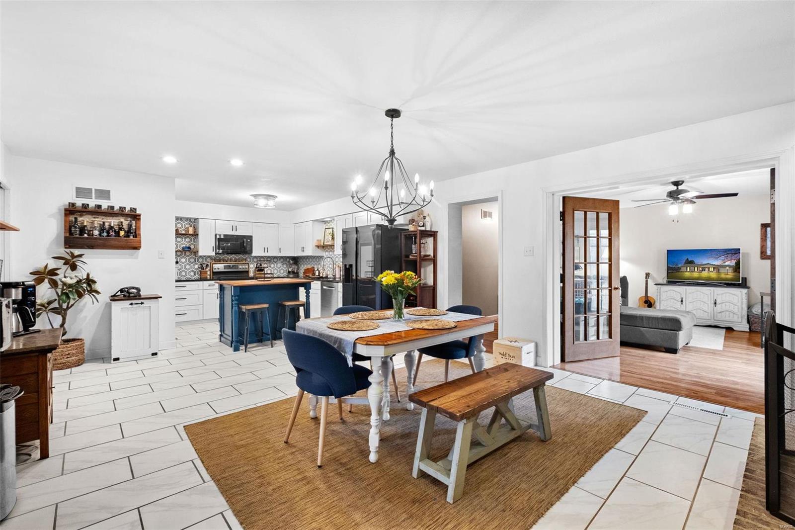 707 Camelot Estates Drive